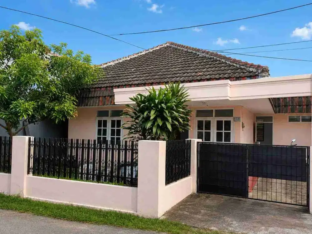 Rumah Strategis SHM di Jatinegara Jakarta