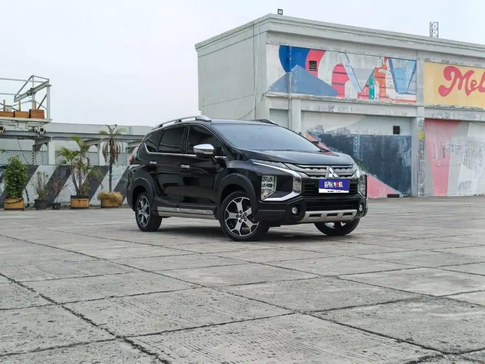 Mitsubsihi Xpander Cross 1.5 Matic 2021 Km 69rb Tangan 1