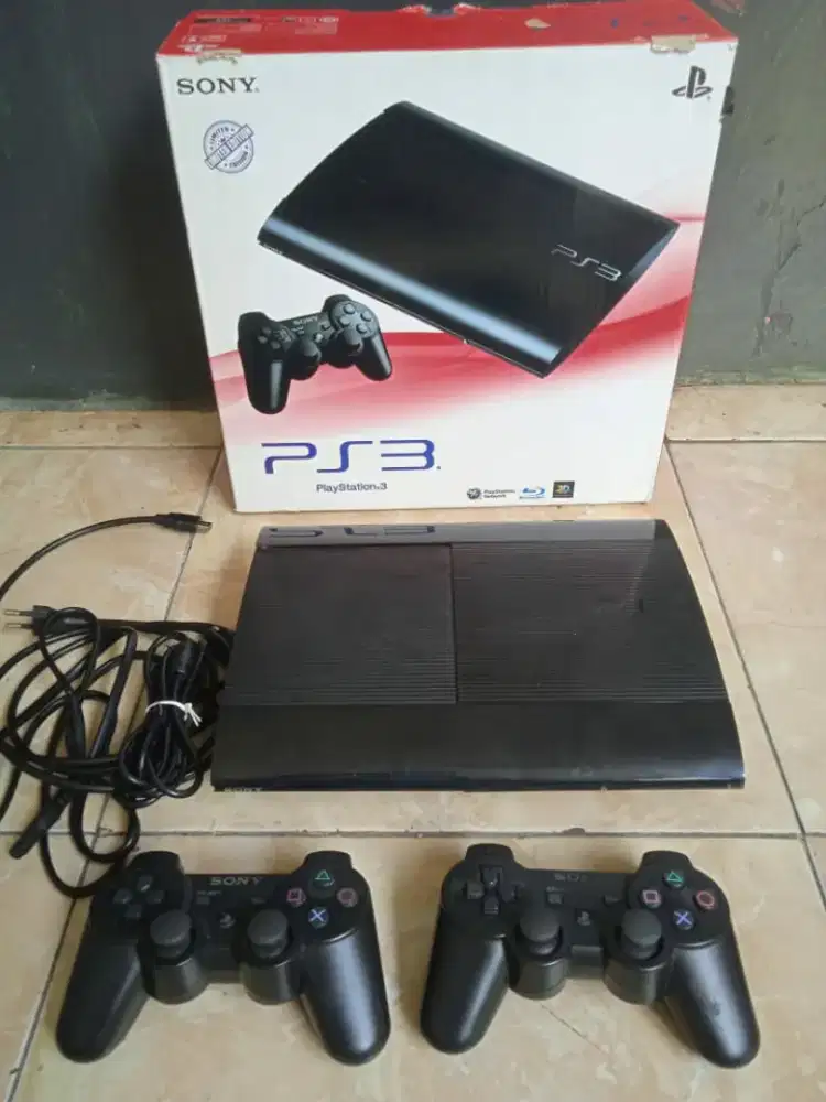PS3 super slim 500gb normal mulus fullset poris cipondoh
