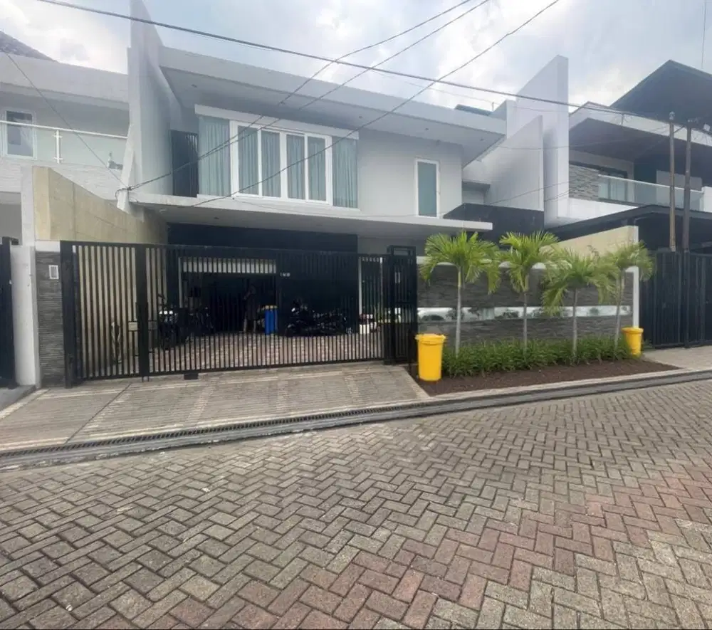 Rumah Mewah di Pegadungan Kalideres