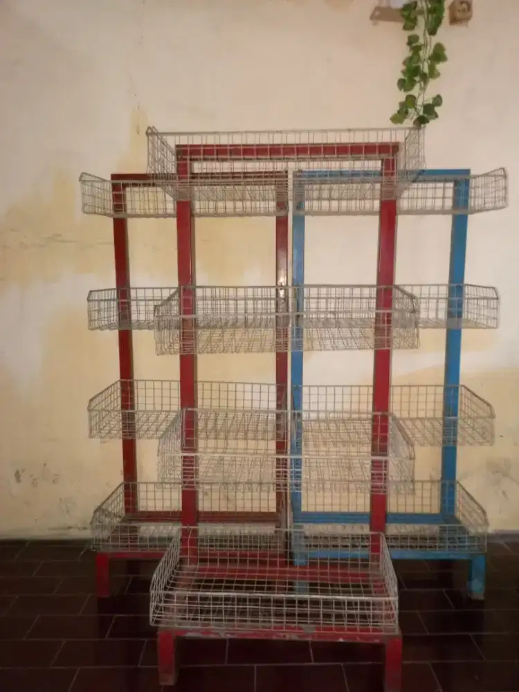 Rak Display Ciki/Chiki Besi Serbaguna