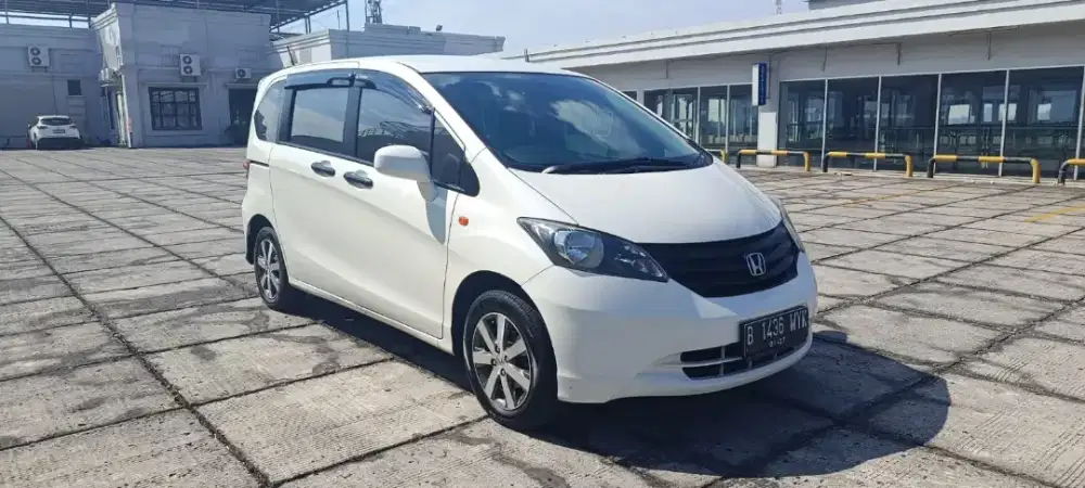 Honda freed SD 1.5 matic promo menarik tdp 10% 2012