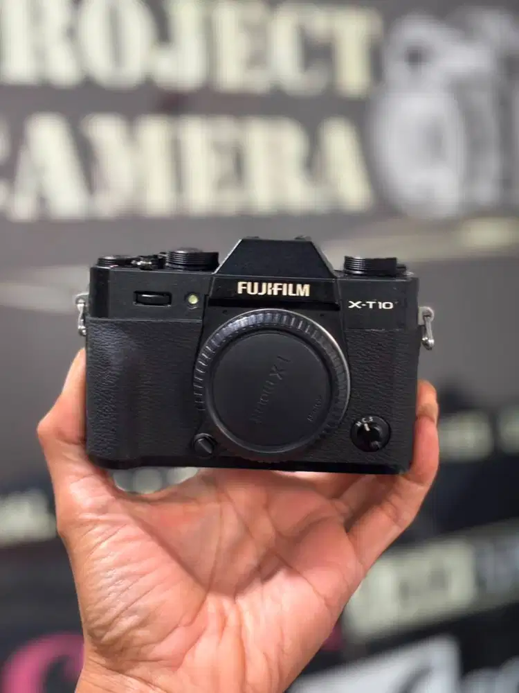 Fujiiflm XT10 Body Only Box