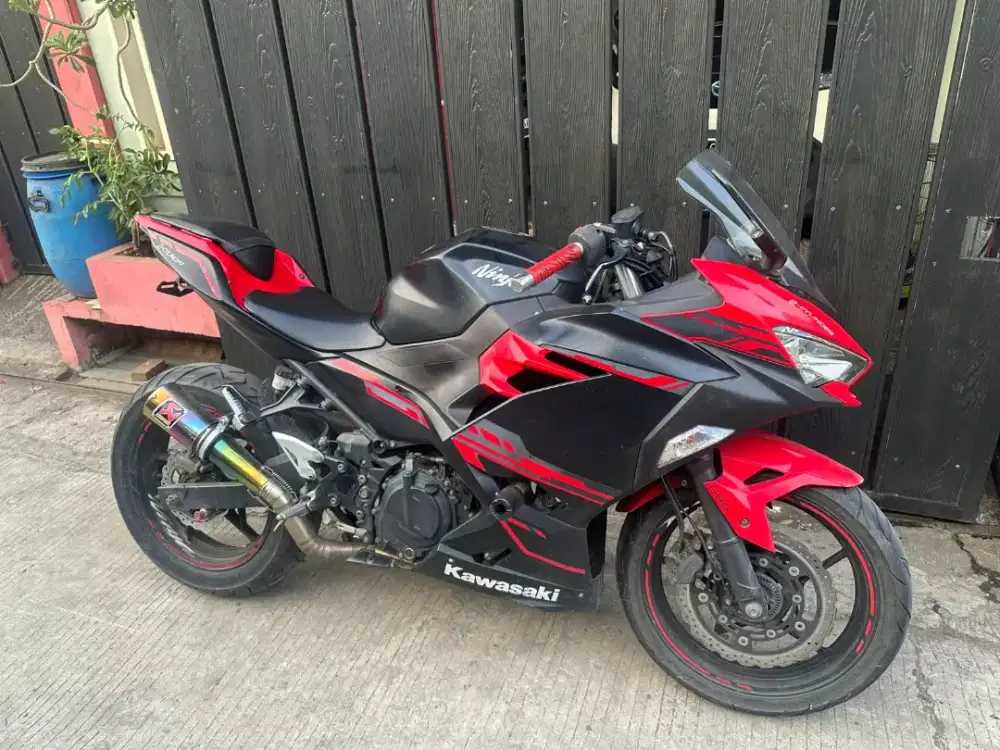 Jual ninja 250fi 2018 Abs lengkap