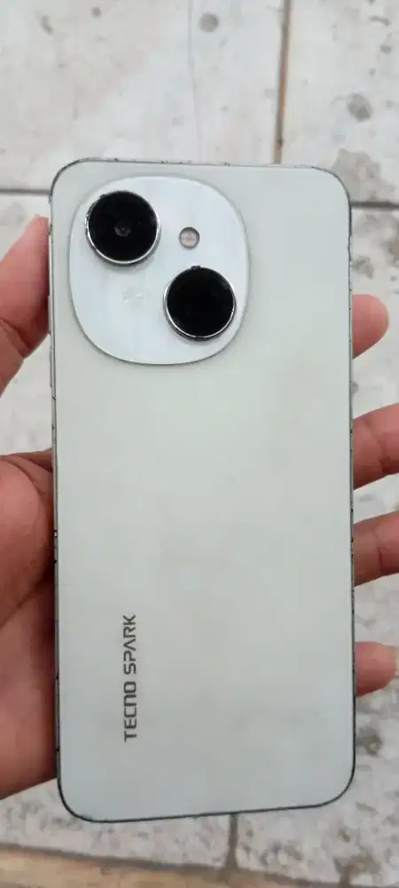 Tecno spark go 1 4/64 normal awet nepis