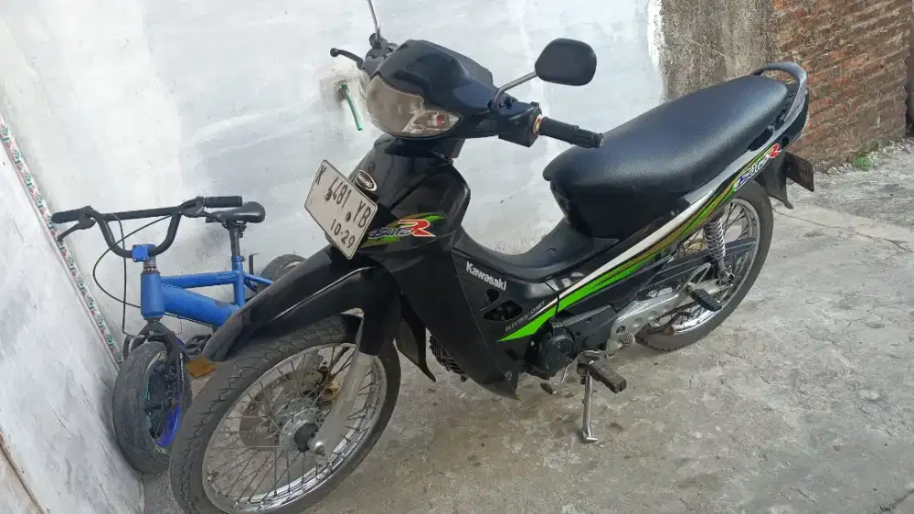 Kawasaki Blitz R 2004