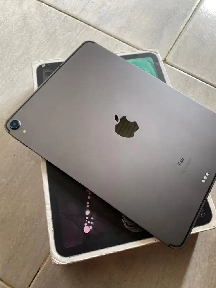 Ipad pro (2018) 11 inch 64gb wifi cell