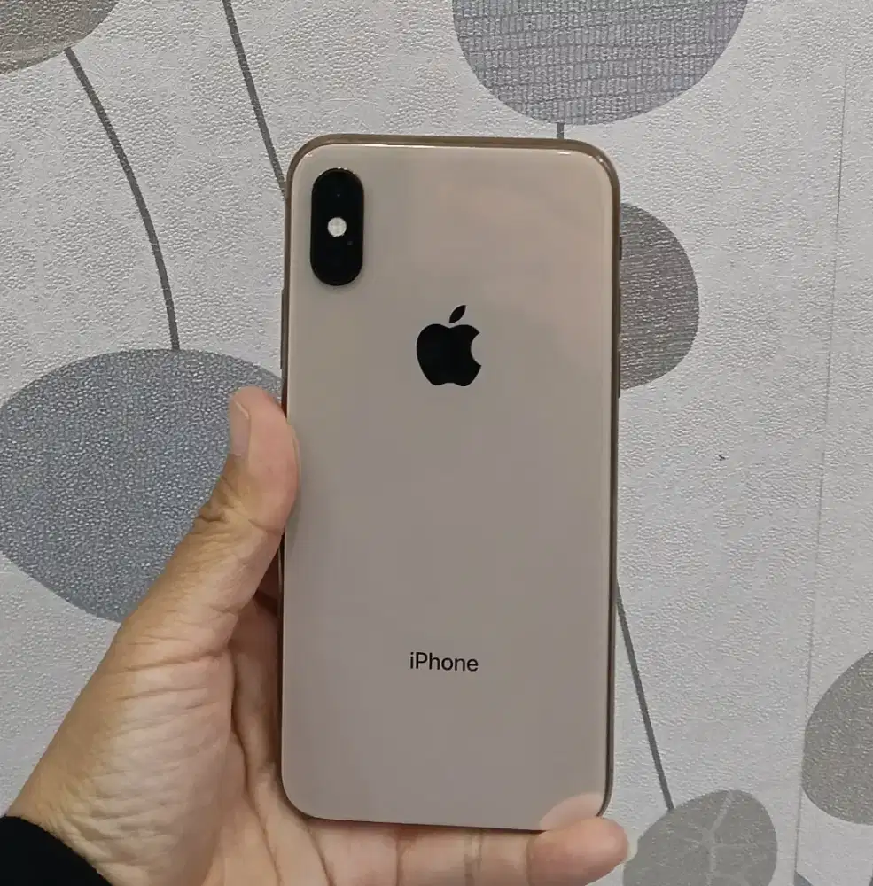 iPhone xs 64 gb