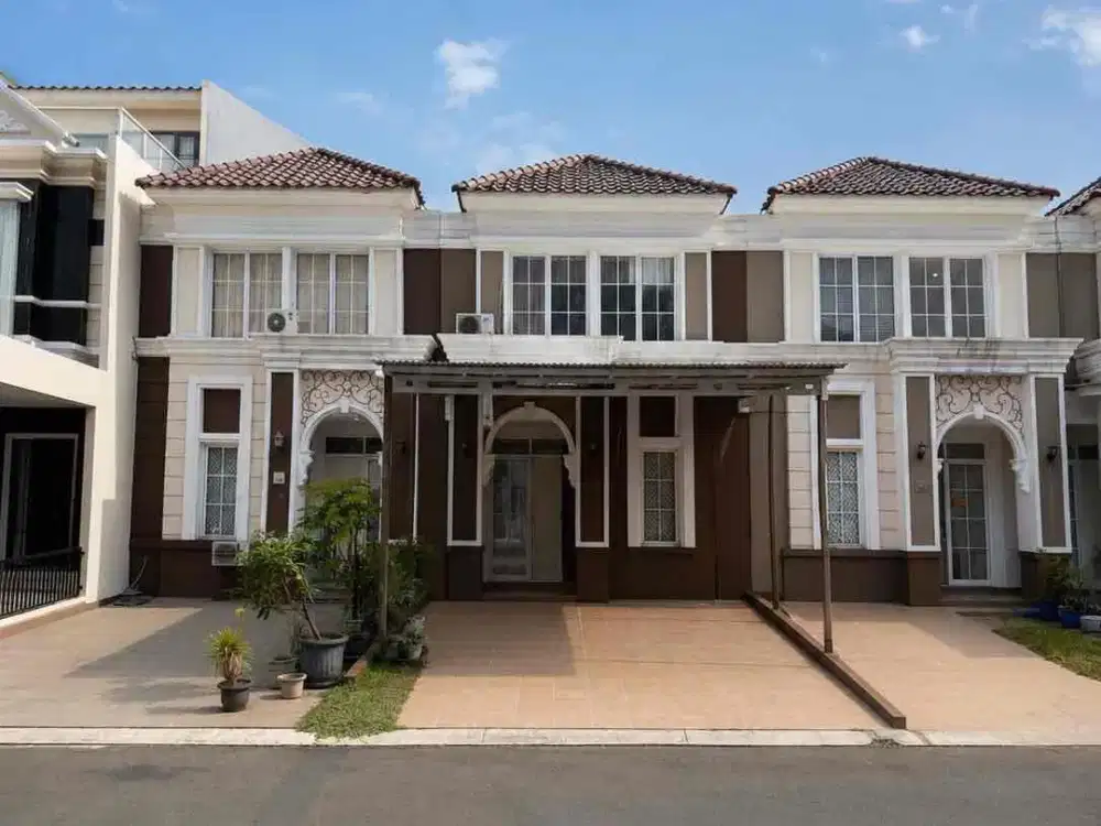 Dijual Paling Murah Rumah Sudah Renov di Menaggio Village Gading Serpong Semi Furnish