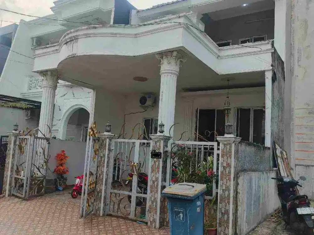 Rumah 2 lantai Tanah Baru Beji Depok