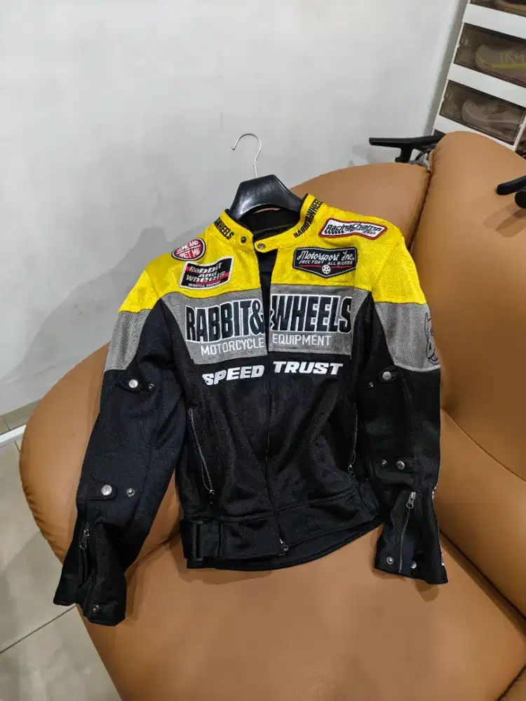 Jaket Motor Rabbit and Wheels size M