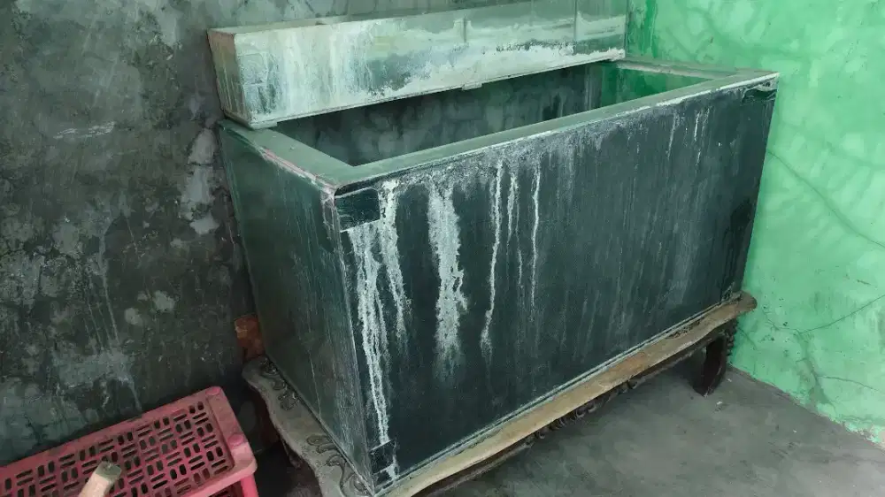 Aquarium ikan bonus meja