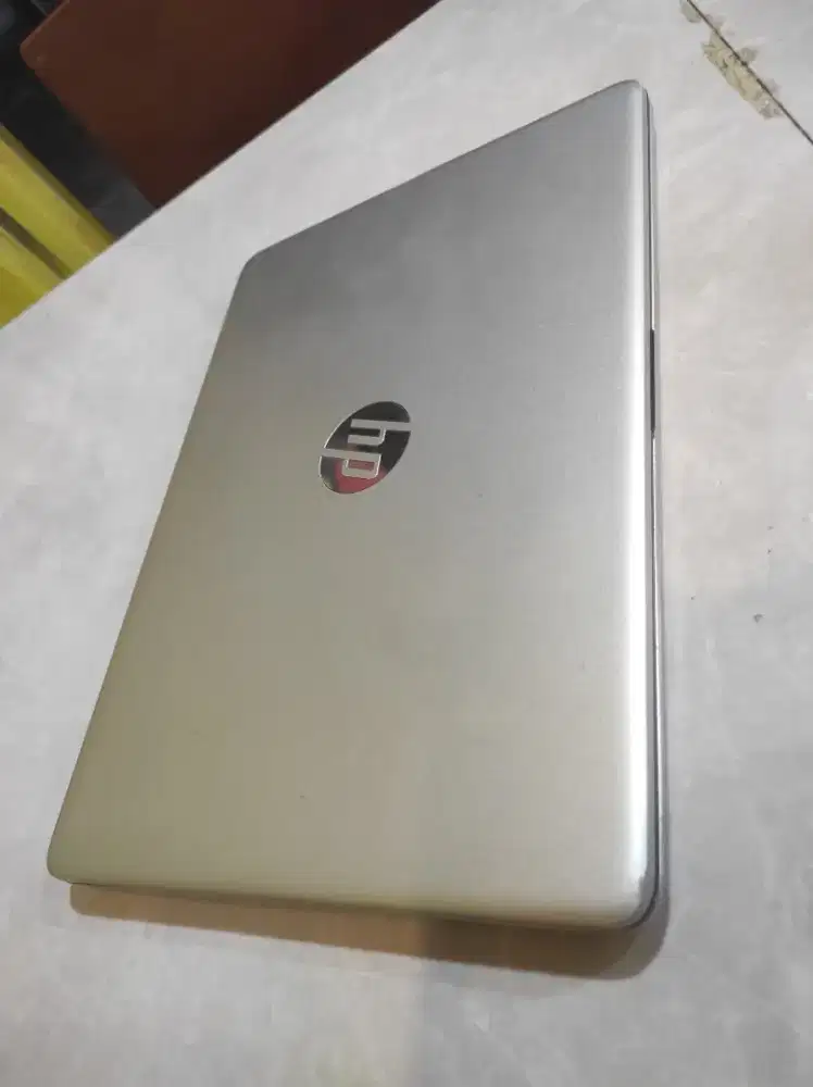 Laptop HP14S // SSD M2 128GB / SLIM SIAP PAKAI