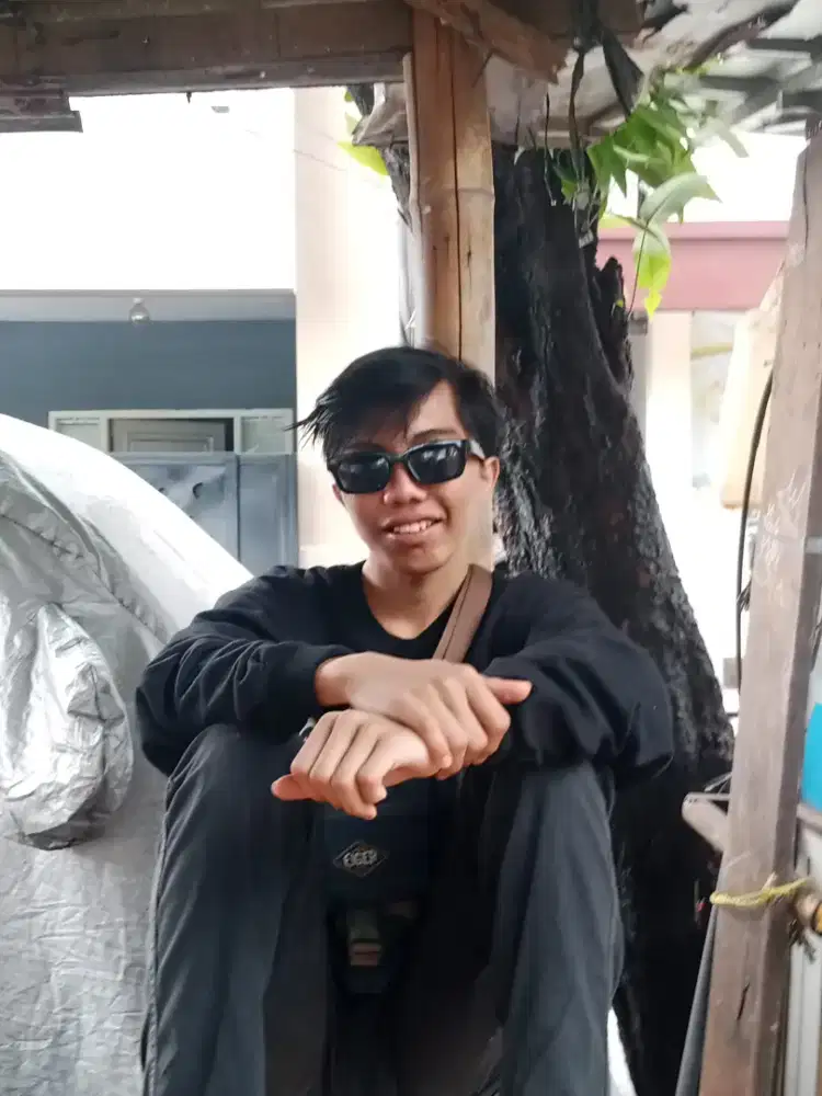 mencari pekerjaan dan sangat membutuhkan