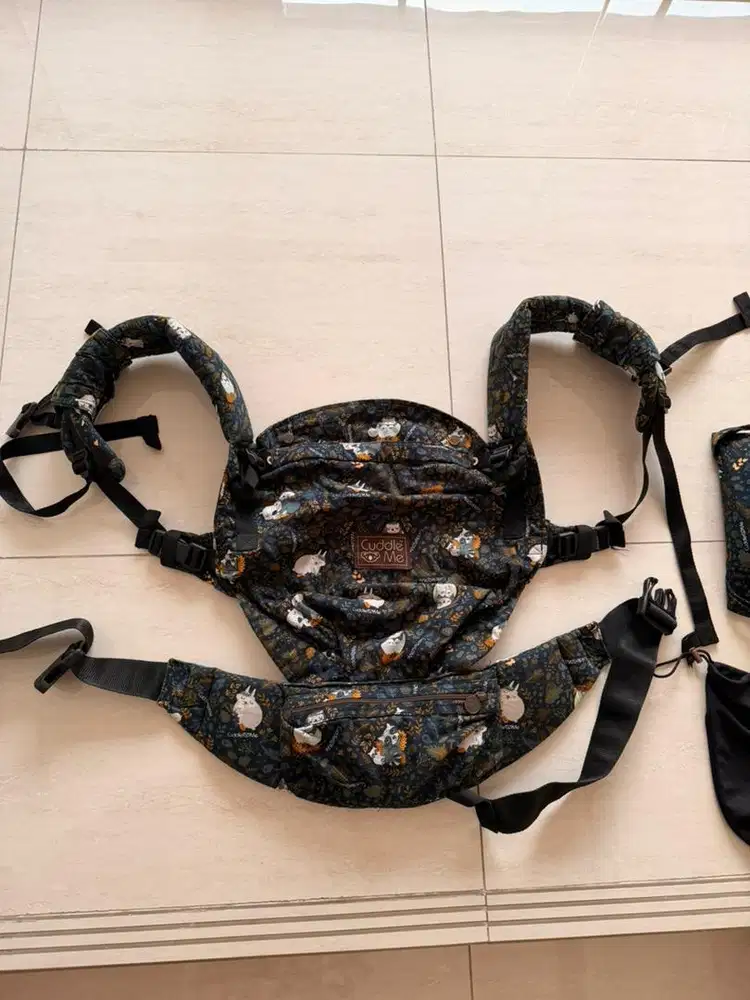 Cuddle Me Ultimo Carrier 5in1 Bisa Hipseat