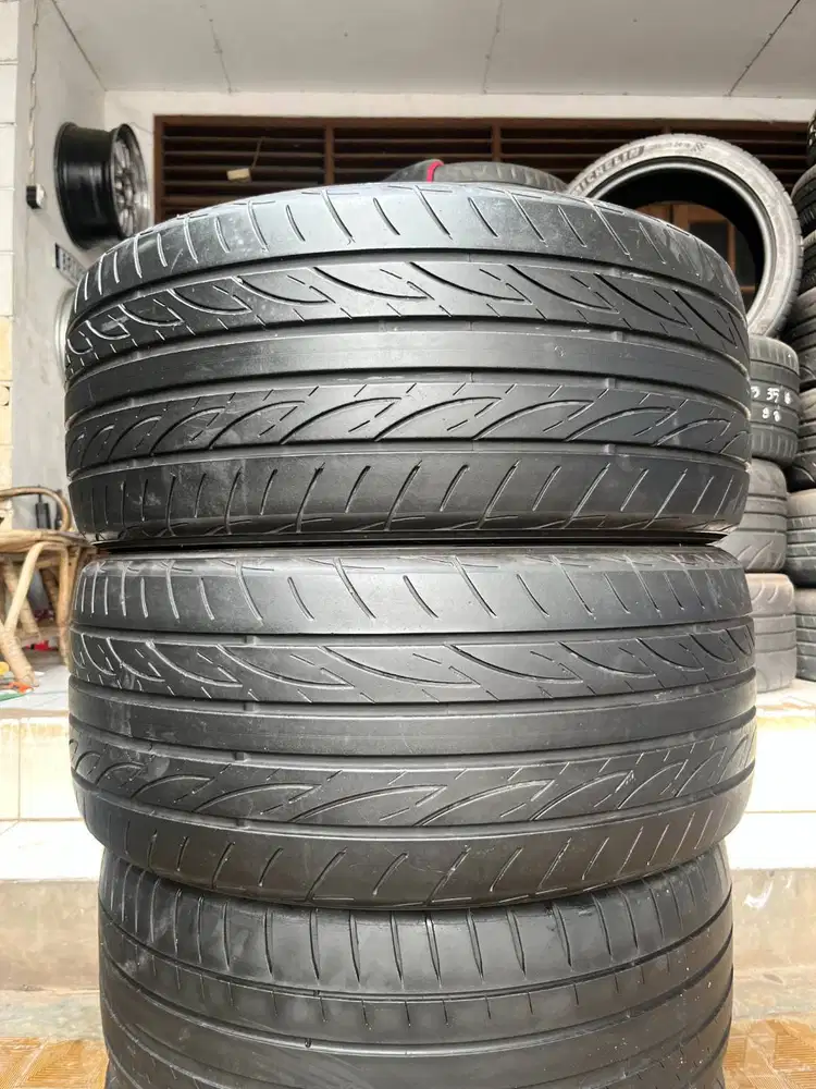 Ban Yokohama Advan Fleva 245 40 r19 2Pcs