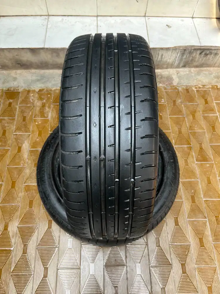 Ban Accelera  215 45 r18 1Pcs