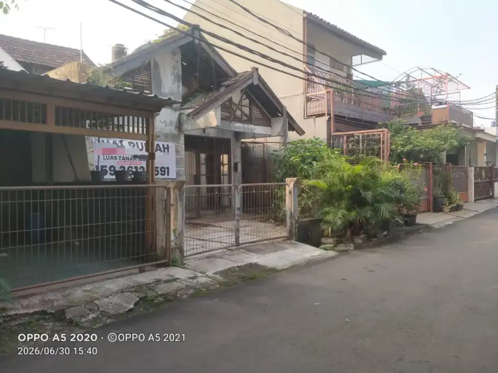 JUAL RUMAH, PERMATA TIMUR 2 , 400 m dr LRT JATIBENING 
LT/LB 128/100 m