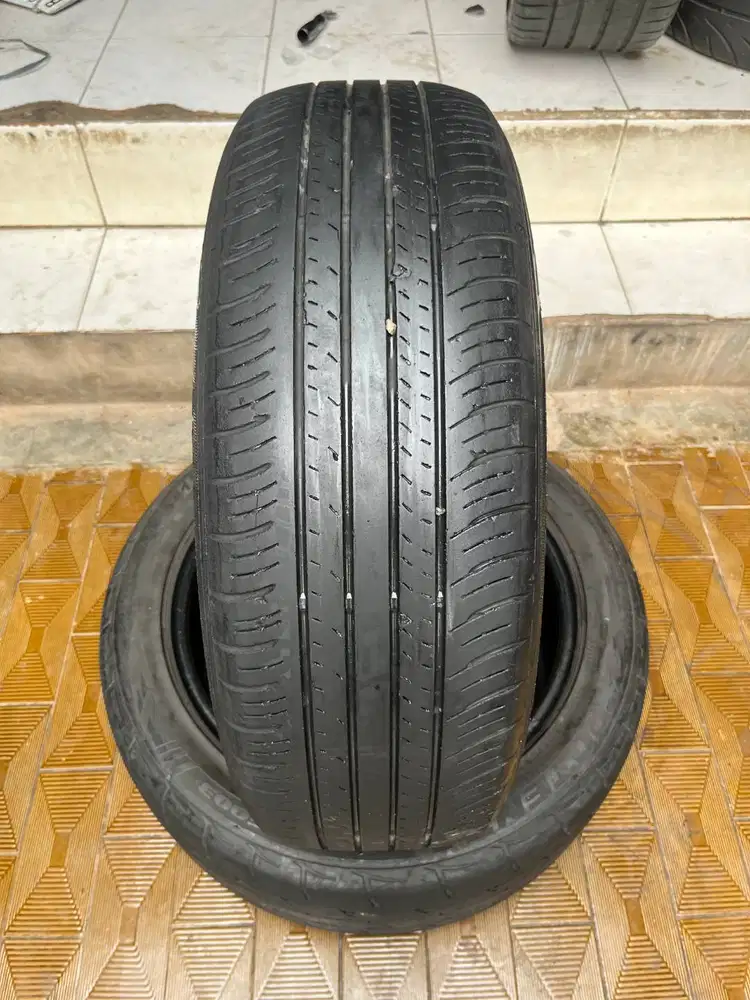 Ban Dunlop Enasave EC300+ 215 60 r17 1Pcs