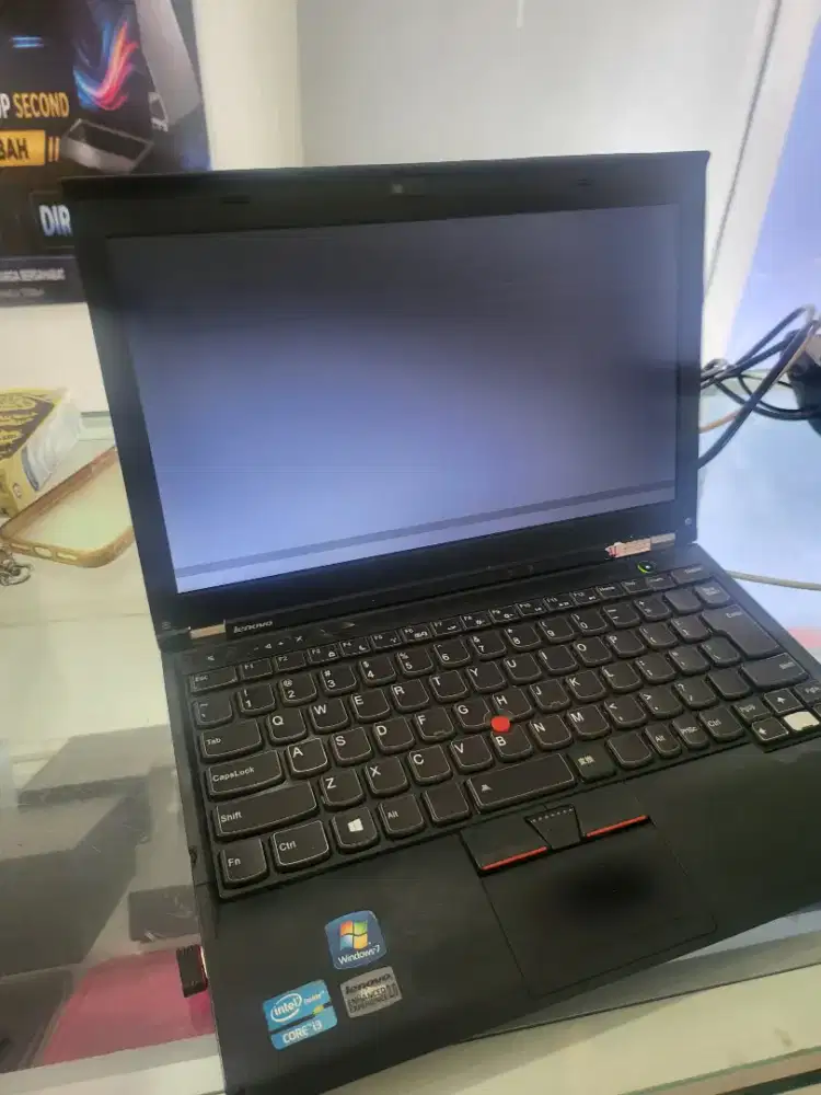 Laptop x220i Ram 4GB corei i3