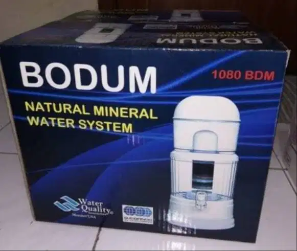 Pure it.water system.merek bodum