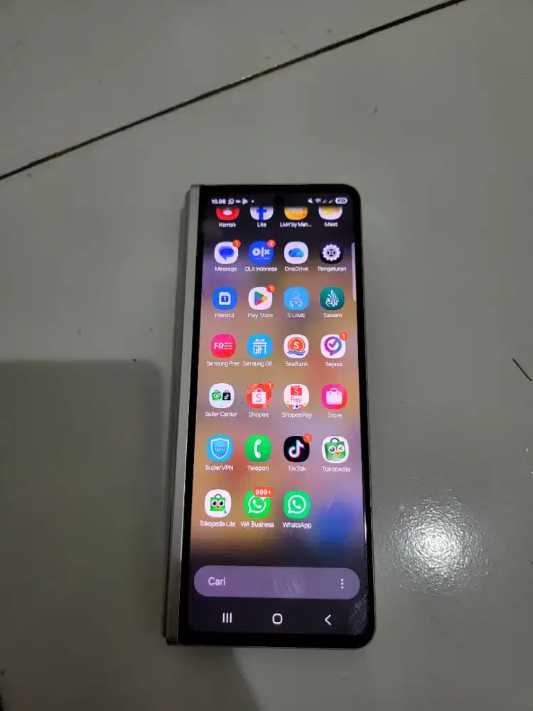 Samsung Z fold 3 Minus