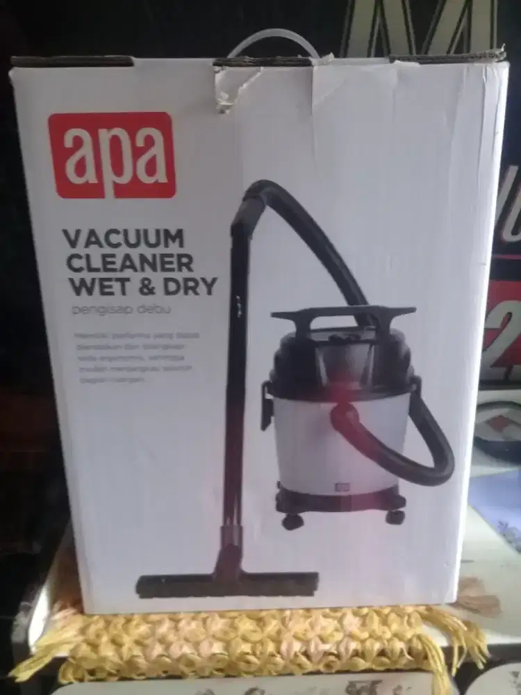 apa Vacuum cleaner  wet and dry