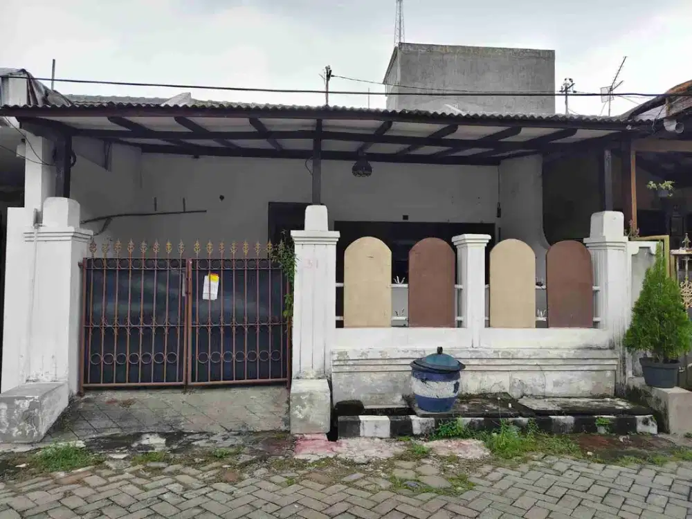 DI JUAL RUMAH

JLN  : SIMPANG DARMO PERMAI UTARA IV NO 31
KEL. : LONTAR 
KEC. : SAMBIKEREP 
KAB  : SURABAYA
