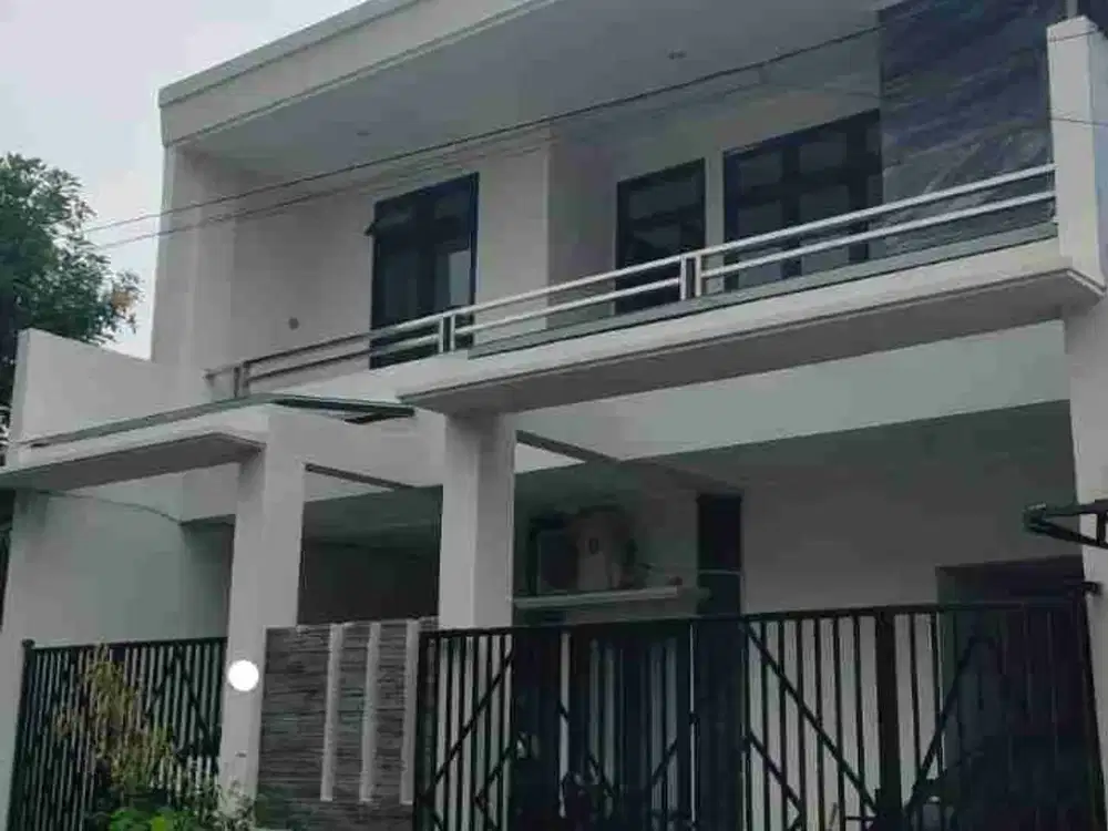 ‼LANGKA,MURAH‼Rumah 2 Lantai Siap Huni di Perumahan Wisma Kedungasem Merr Rungkut Surabaya.