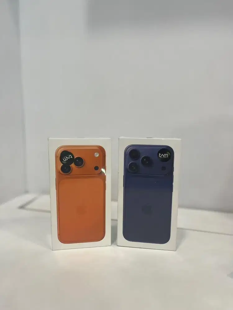 Iphone 17 pro max free adaptor