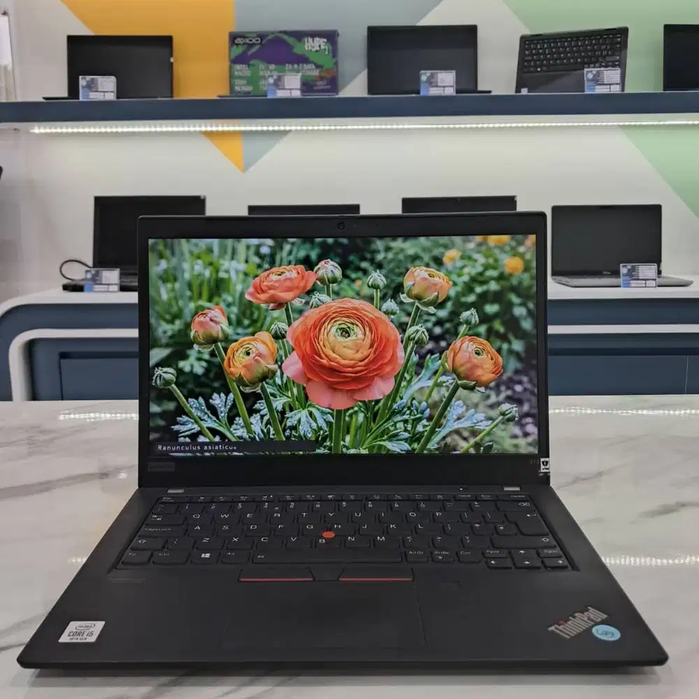 [L89] Laptop LENOVO | Touchscreen |8GB|256GB| Cocok untuk Desain