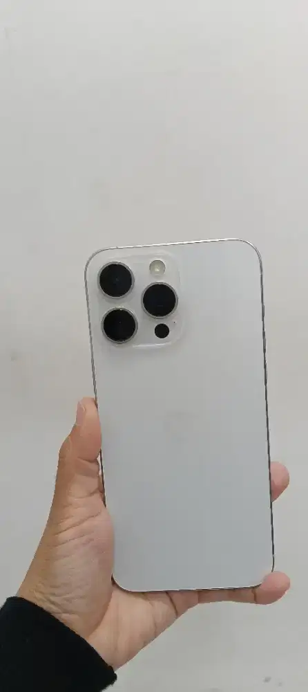 iPhone 15 pro max256 ibox