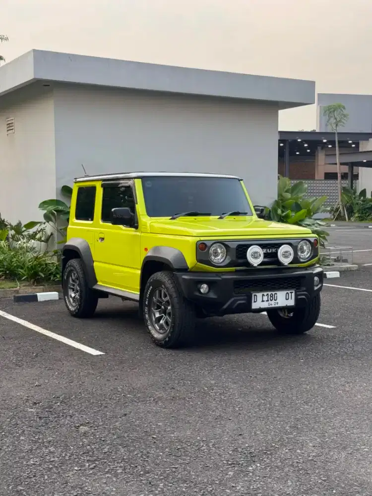 Termurah Jimny 3 Doors 4x4 AT