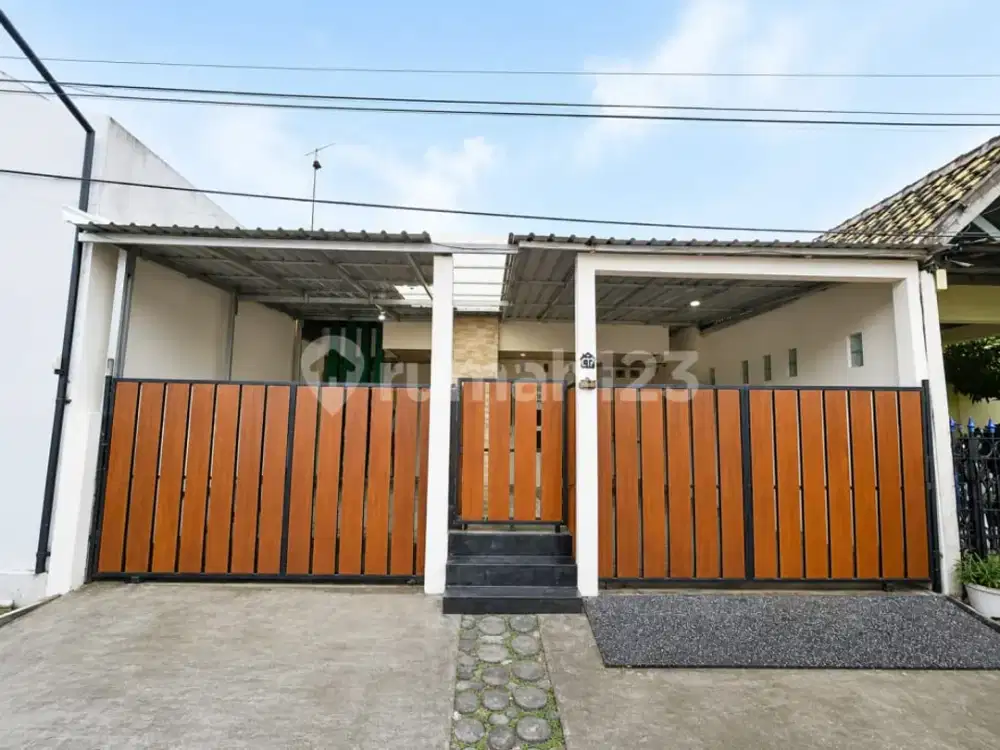 Rumah,Tengah Kota Solo Dekat Manahan Luas 140Meter di Sumber