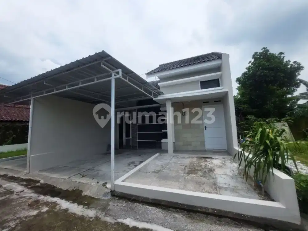 Rumah Baru siap huni dekat taman jayawijaya perumahan padat