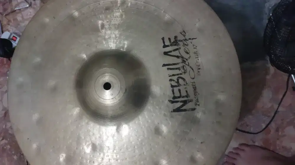 Cymbal Crash nebulae 17 beda merk