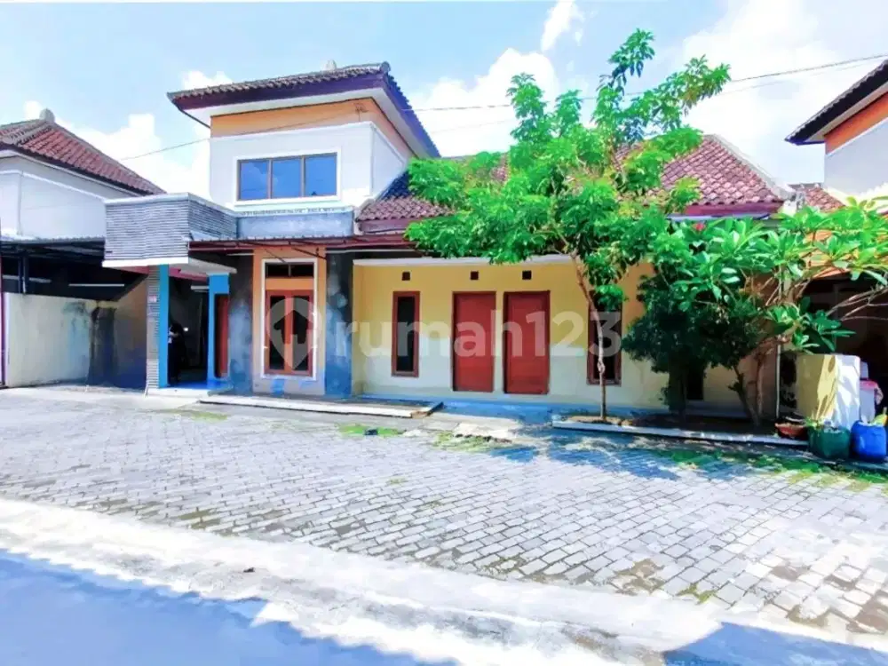 Rumah Bagus Menarik Perumahan Dekat Kampus Ums Strategis Bagus