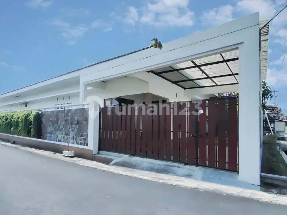 Rumah Bagus mewah lokasi strategis singopuran kartasura solo