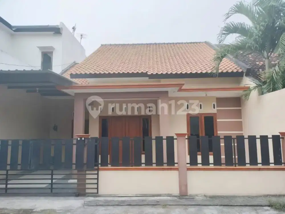 Rumah Siap Huni Hadap Timur Luas 127m Lokasi Banyuanyar Solo