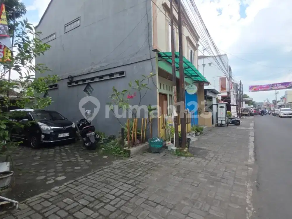 Tanah Strategis Lingkungan Komersial Lokasi Cemani