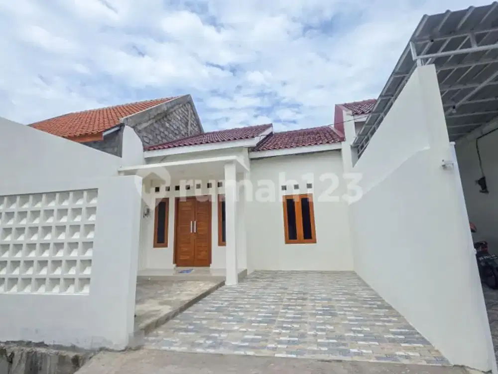 Rumah Bagus Siap Huni Tengah Kota Solo di Sumber Mantap