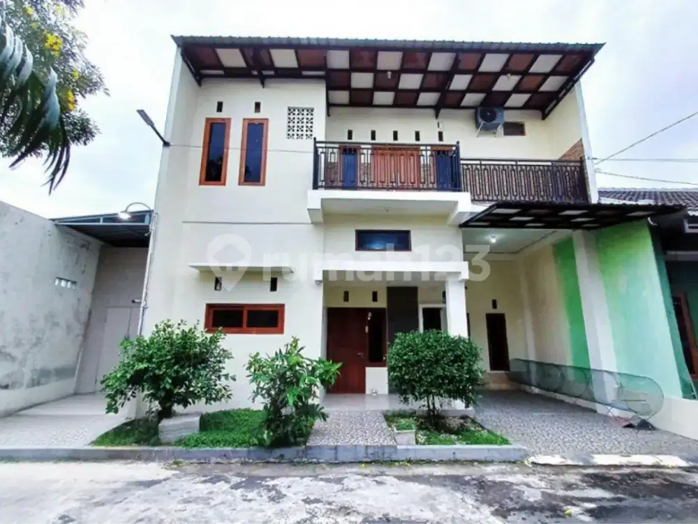 Rumah Shm 2lantai Cluster Lokasi Gawanan Dekat Kampus Ums Solo