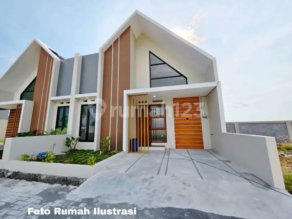 Rumah Bagus Cluster One Gate Dekat Jalanraya Lokasi Combongan
