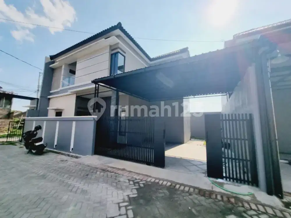 Rumah 2lantai Baru Siap Huni Dekat Solobaru Lokasi Manang