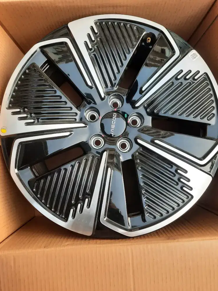Velg jaecoo j5 mulus seperti baru