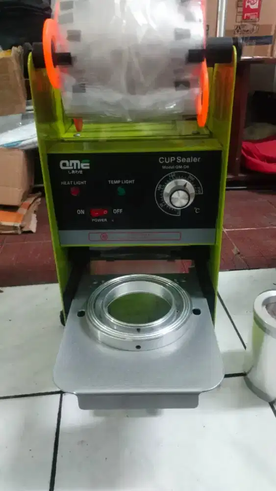 Mesin Cup Sealer/Press Cup Minuman Merk GMC