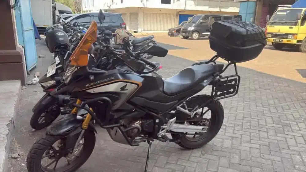 Honda CB150X/CBX150 Plat L 2024