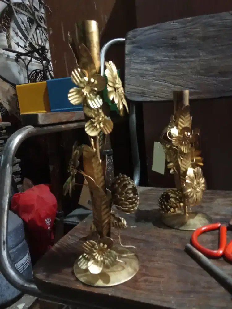 Tempat lilin antik