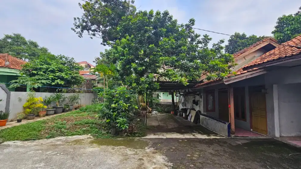 rumah 2 lantai di jakarta timur