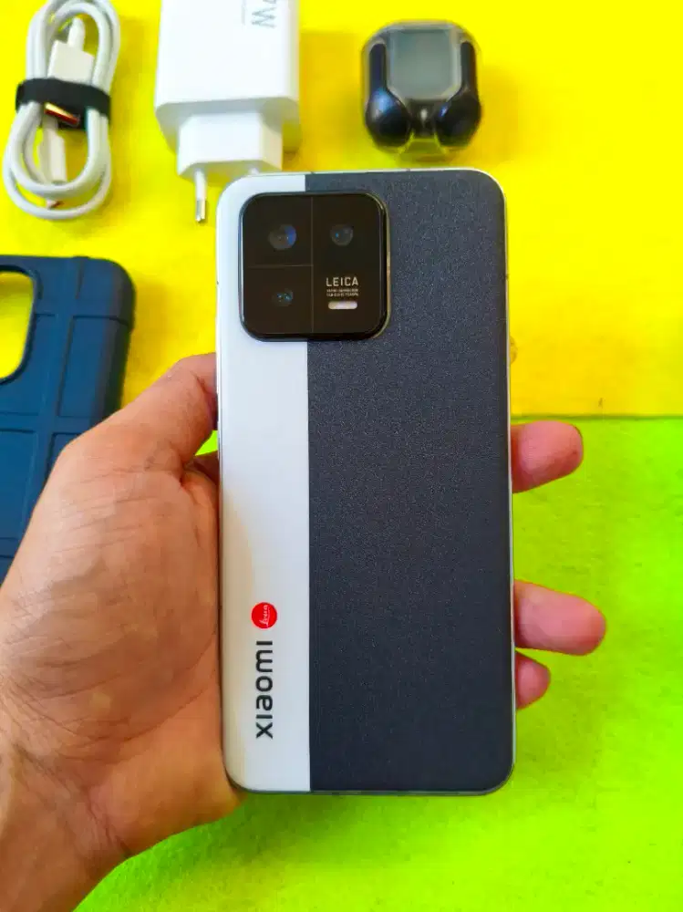 Xiaomi 13 5G 8+8/256 | lengkap | baca deskripsi | Free TWS baseus